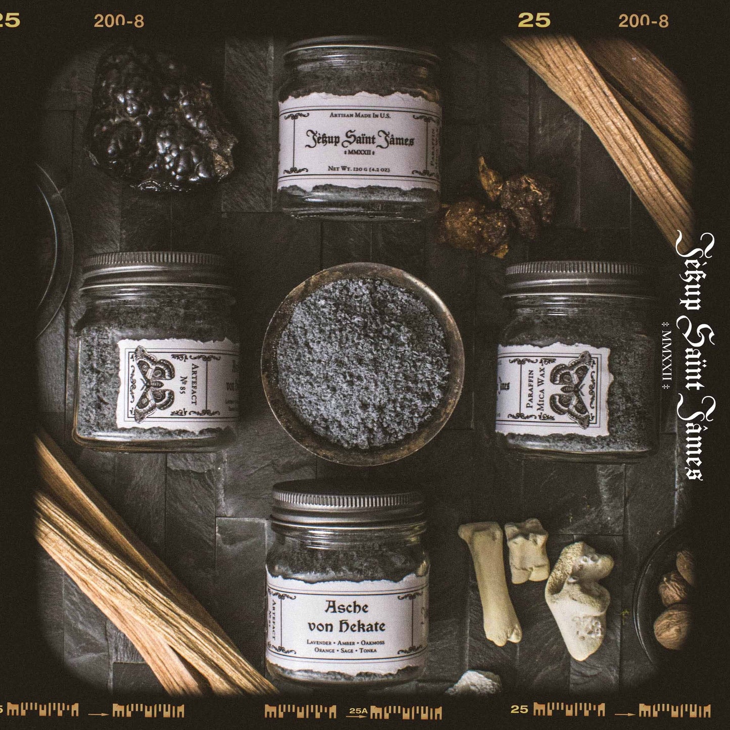 Powdered Wax Melts "Asche von Hekate": Oakmoss, Lavender, Tonka Bean, Sage {120g} Handcrafted With Mica