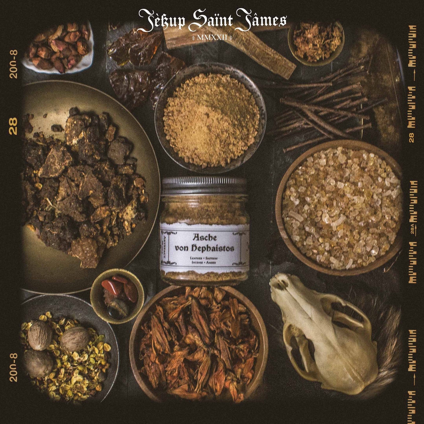 Powdered Wax Melts "Asche von Hephaistos": Leather, Incense, Saffron {120g} Handcrafted With Mica